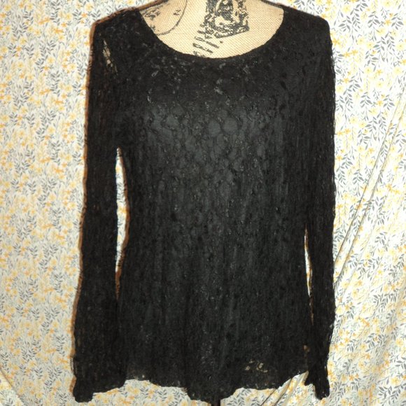 Lace Top - Picture 2 of 7